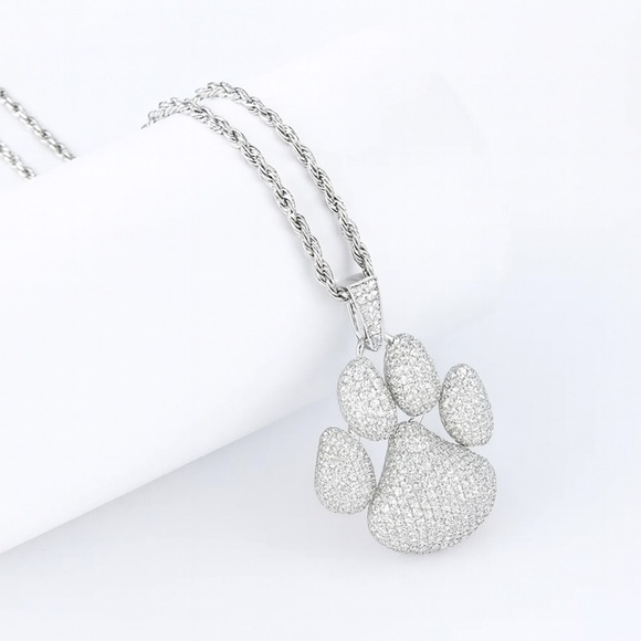 Zara Jewelry - 🐾 Paw Love Necklace Pendant With Zirconia 💎